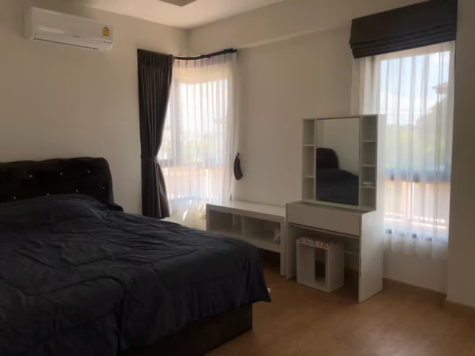 3 Bedroom House - Image 8