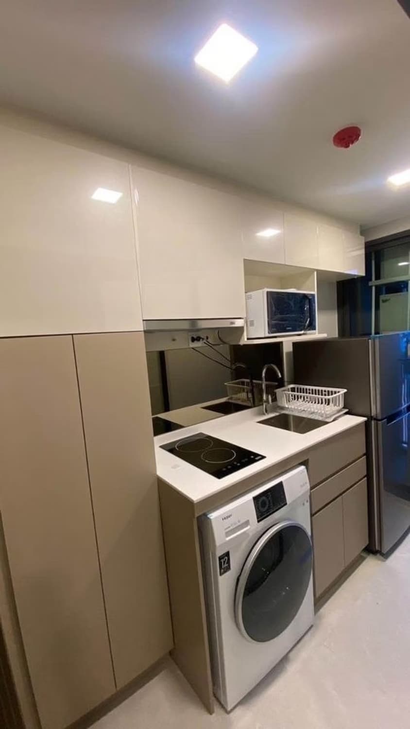 1 ห้องนอน Condo สำหรับ จำหน่าย ใน พระโขนง - Image 2