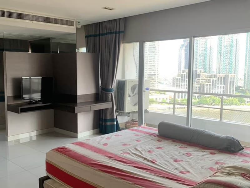 Condo for Rent at Saichol Mansion