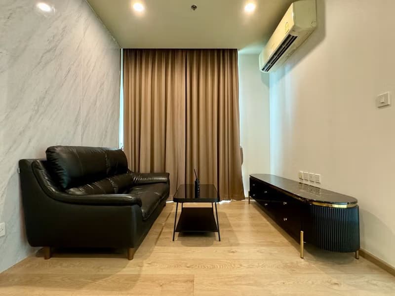 1 Bed Condo for Rent  Near Asok BTS