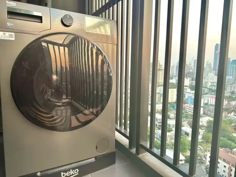 1 Bedroom Condo