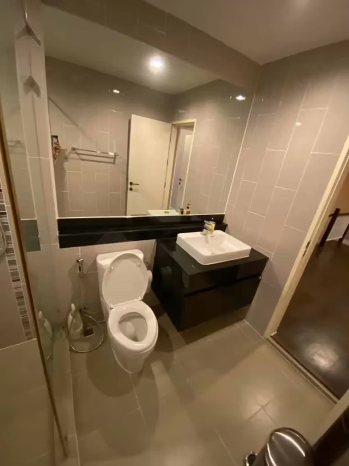 4 Bedroom House - Image 11