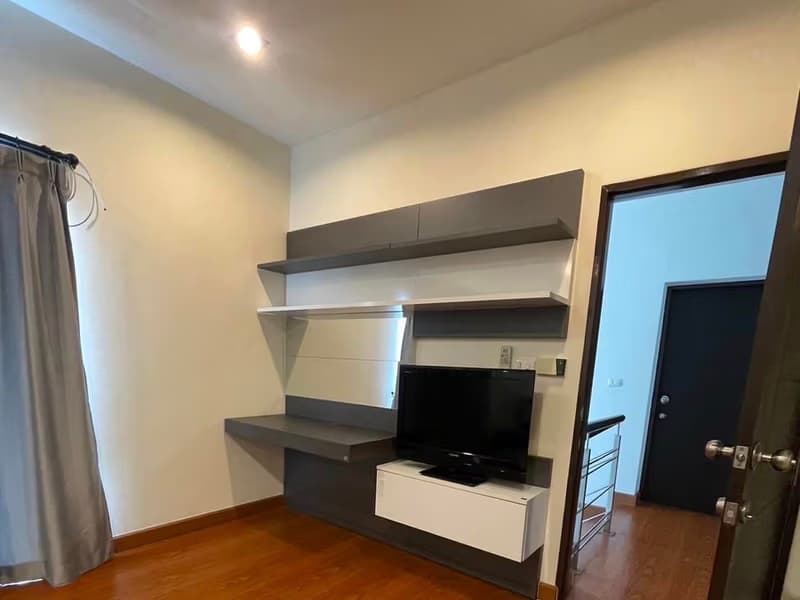 House for Rent in Pa Bong, Saraphi.