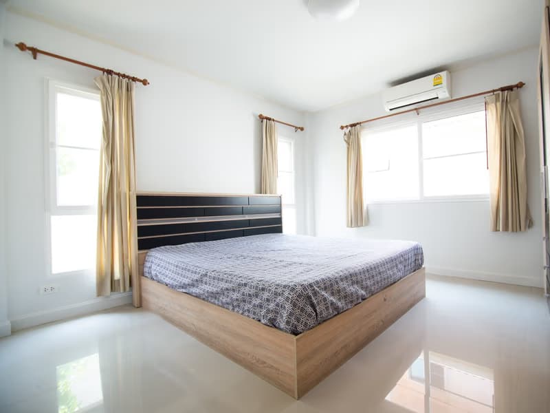4 Bed House for Rent in Mueang Chiang Mai