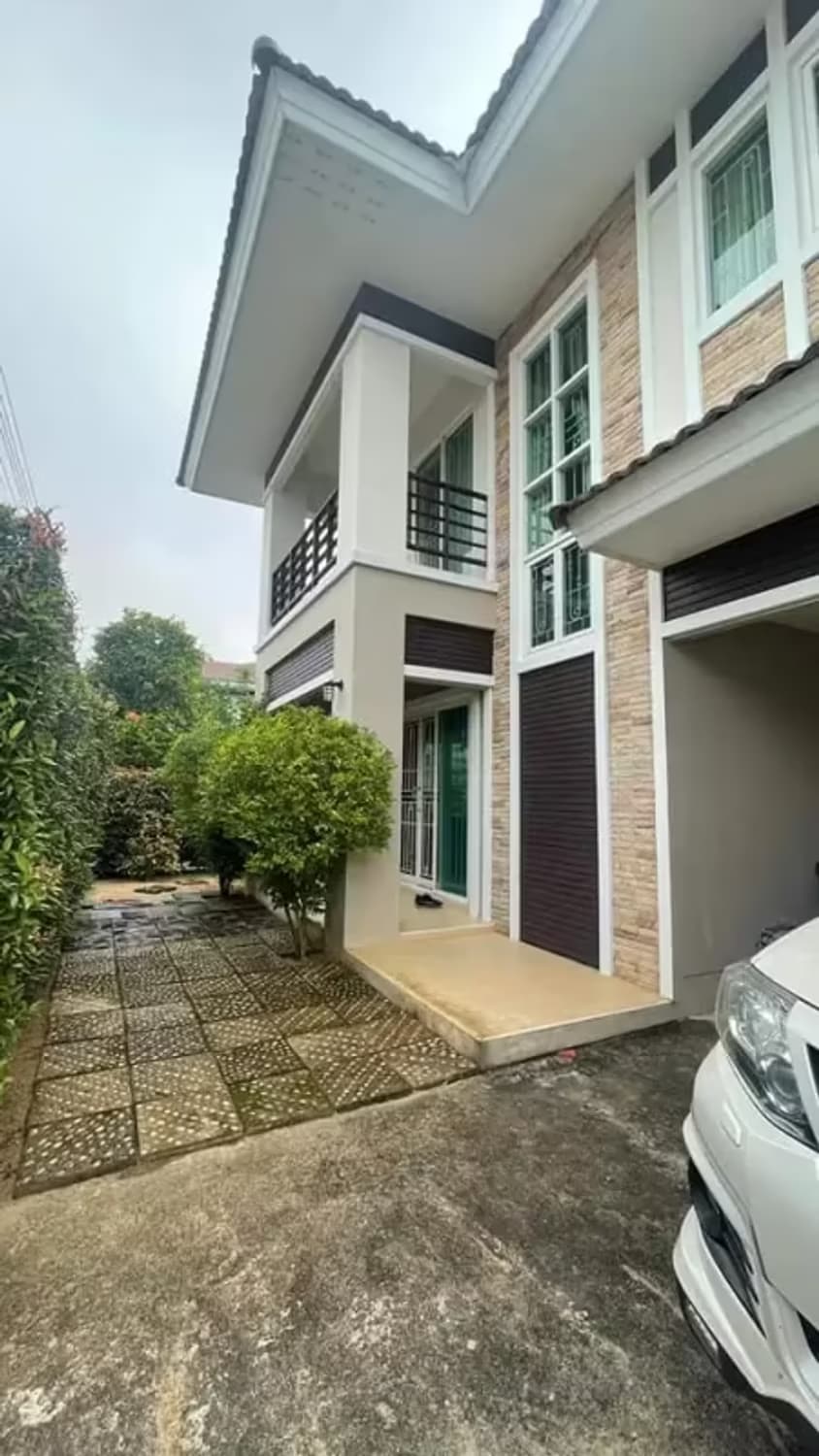 3 Bedroom House - Image 1