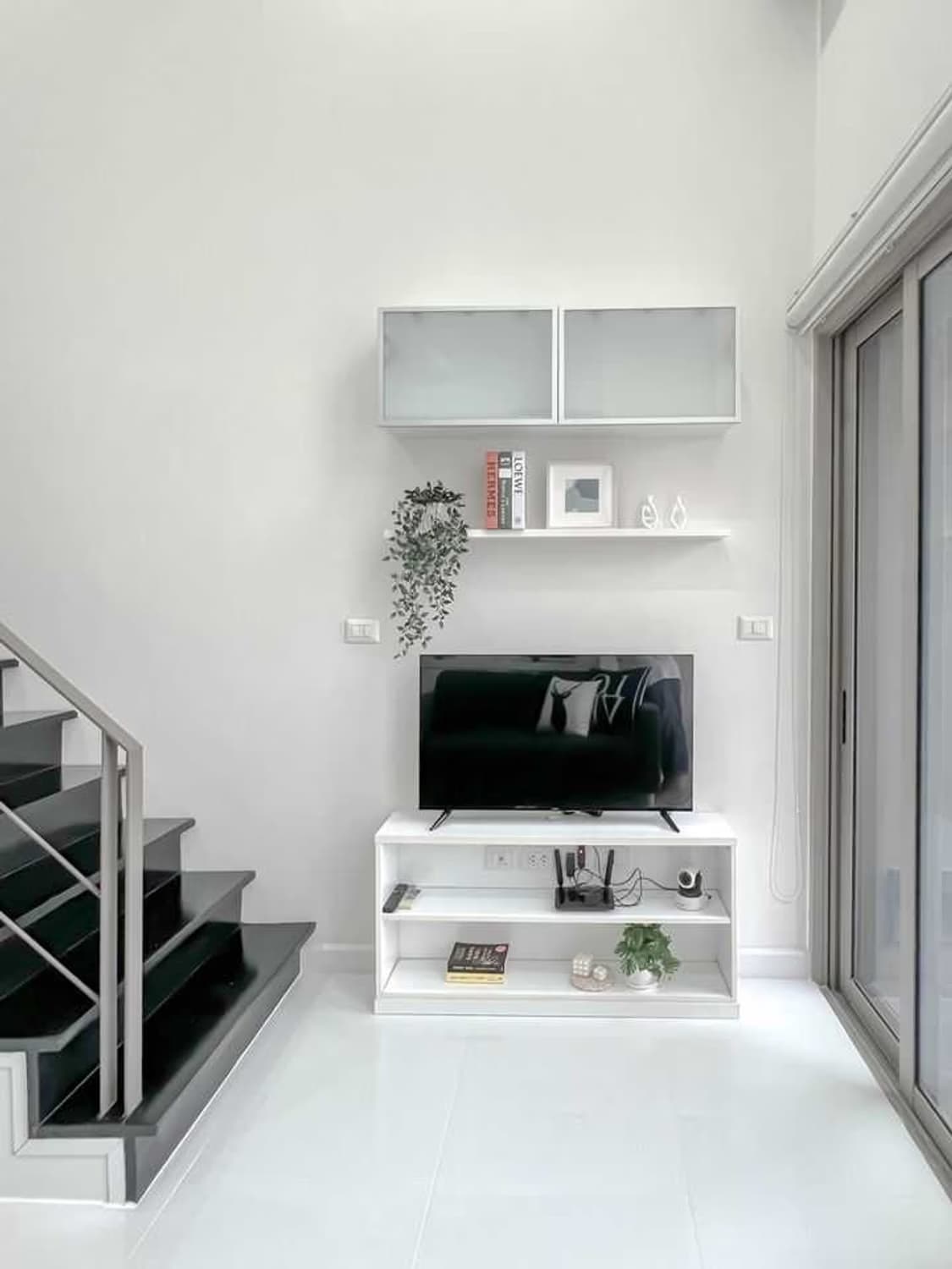 1 ห้องนอน Condo สำหรับ จำหน่าย ใน คลองเตย - Image 9
