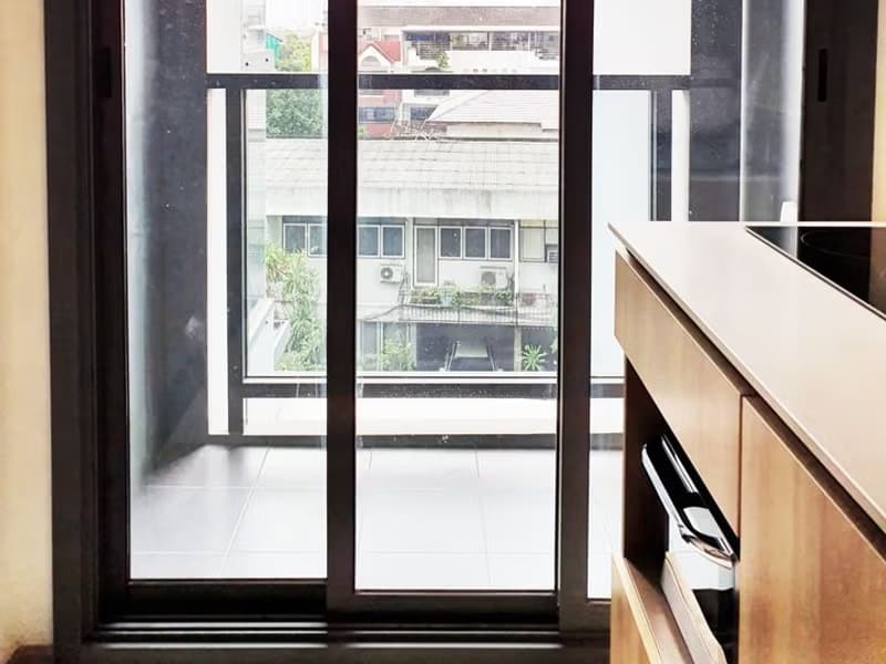 Condo for Sale at Taka Haus 