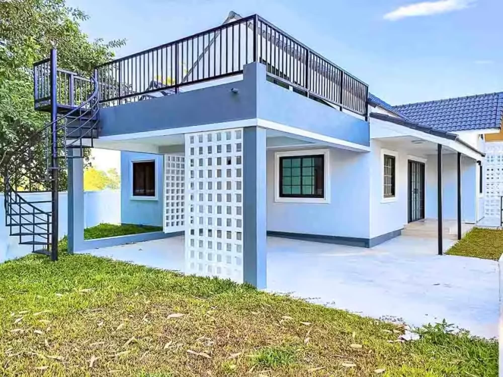 3 Bedroom House - Image 8