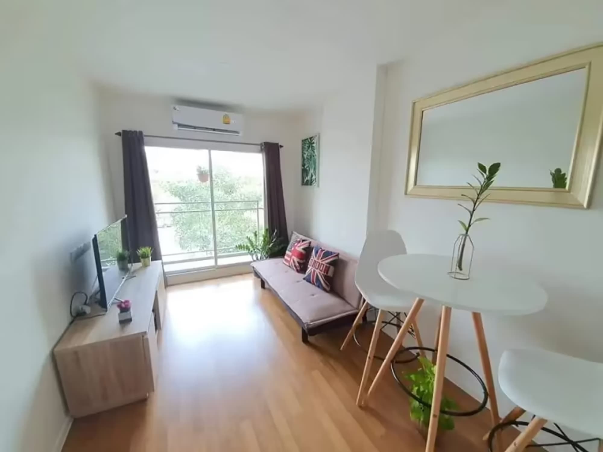 1 Bedroom Condo - Image 4