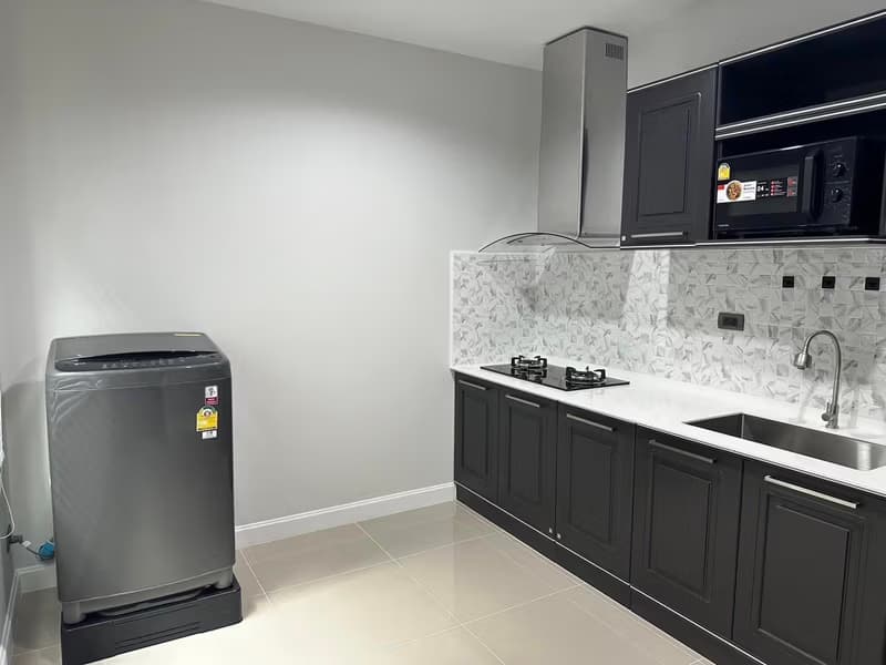 3 Bed House for Rent in Saraphi