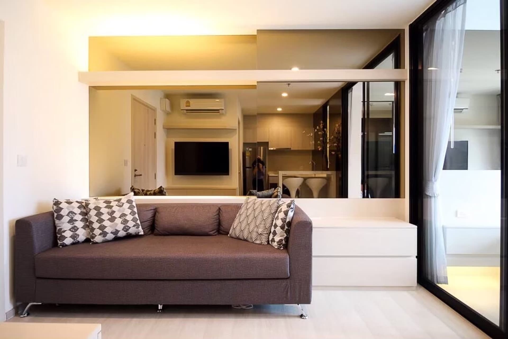 Condo for Rent at Life Asoke - Image 3