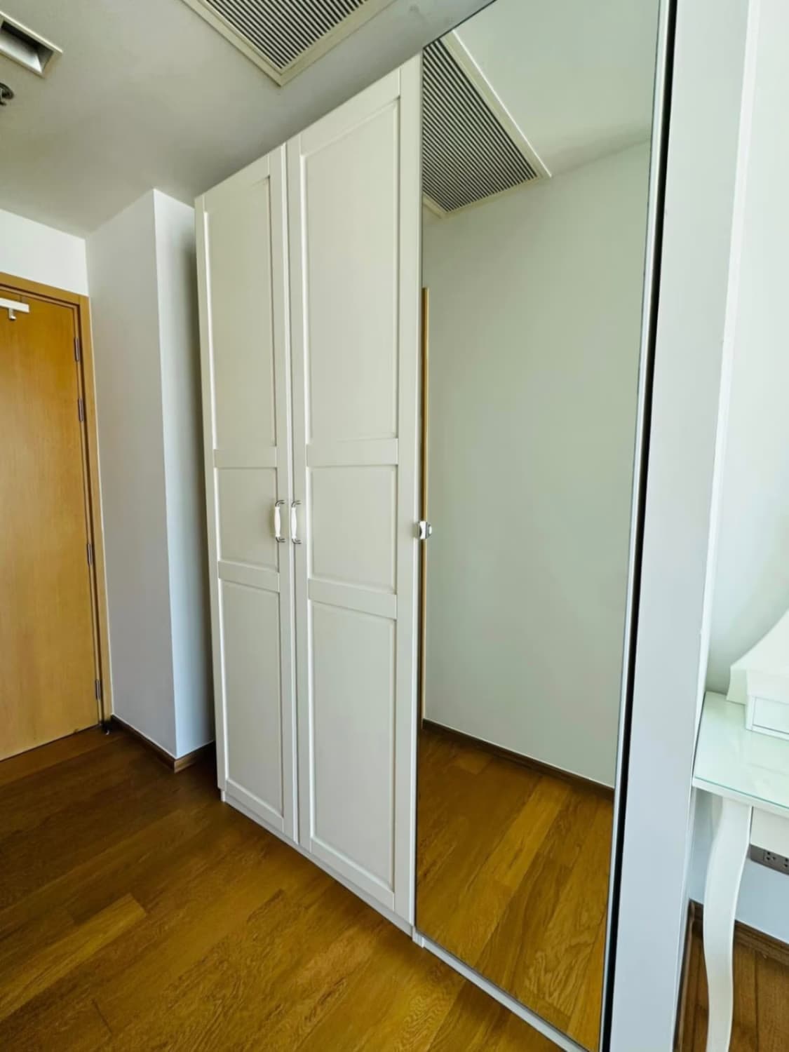 3 Bed Condo for Sale in Watthana - Image 4