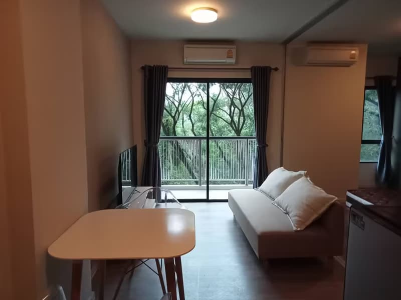 Condo for Rent at The Issara