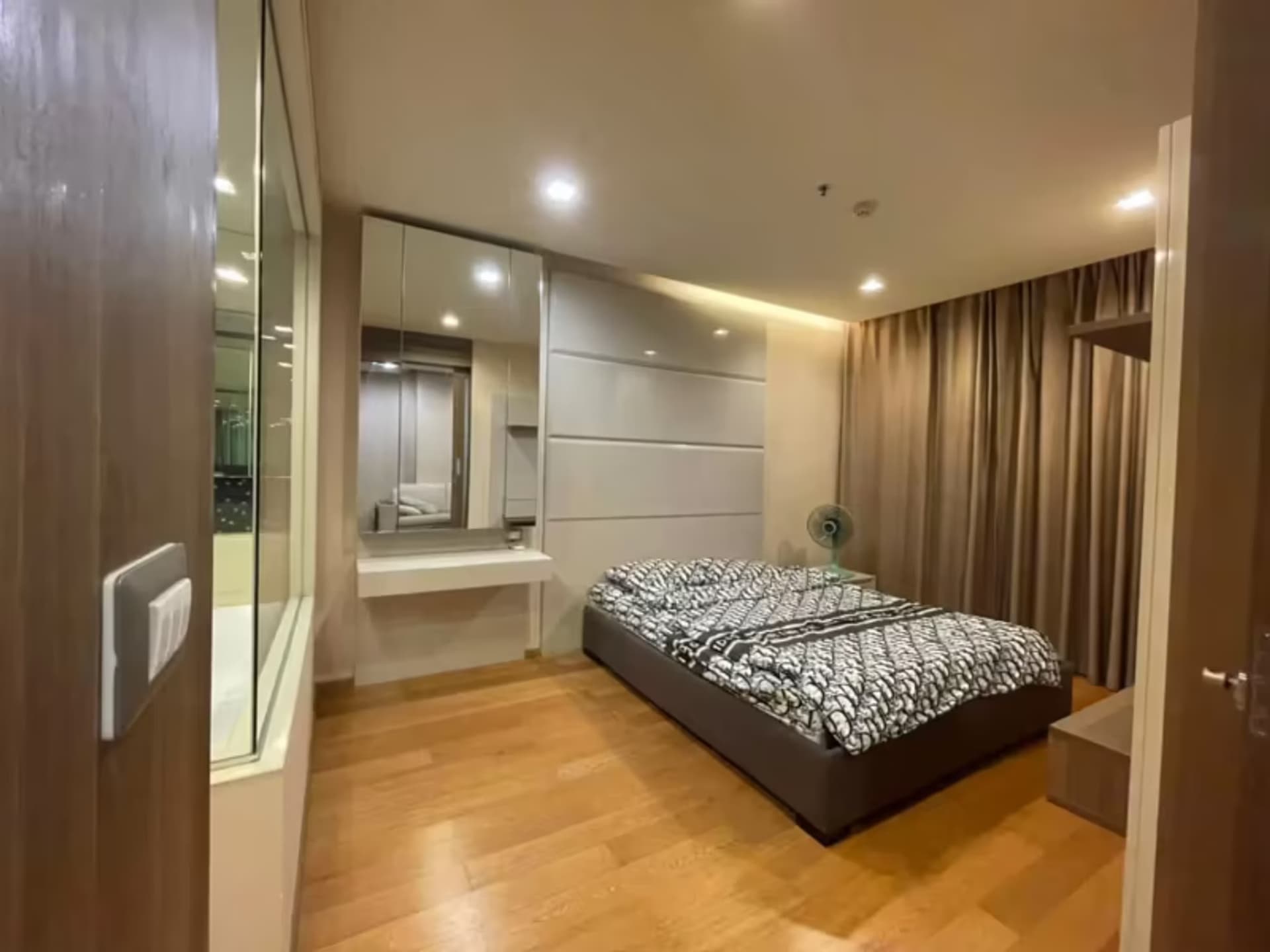 Condo for Rent at The Address Sathorn - Image 9