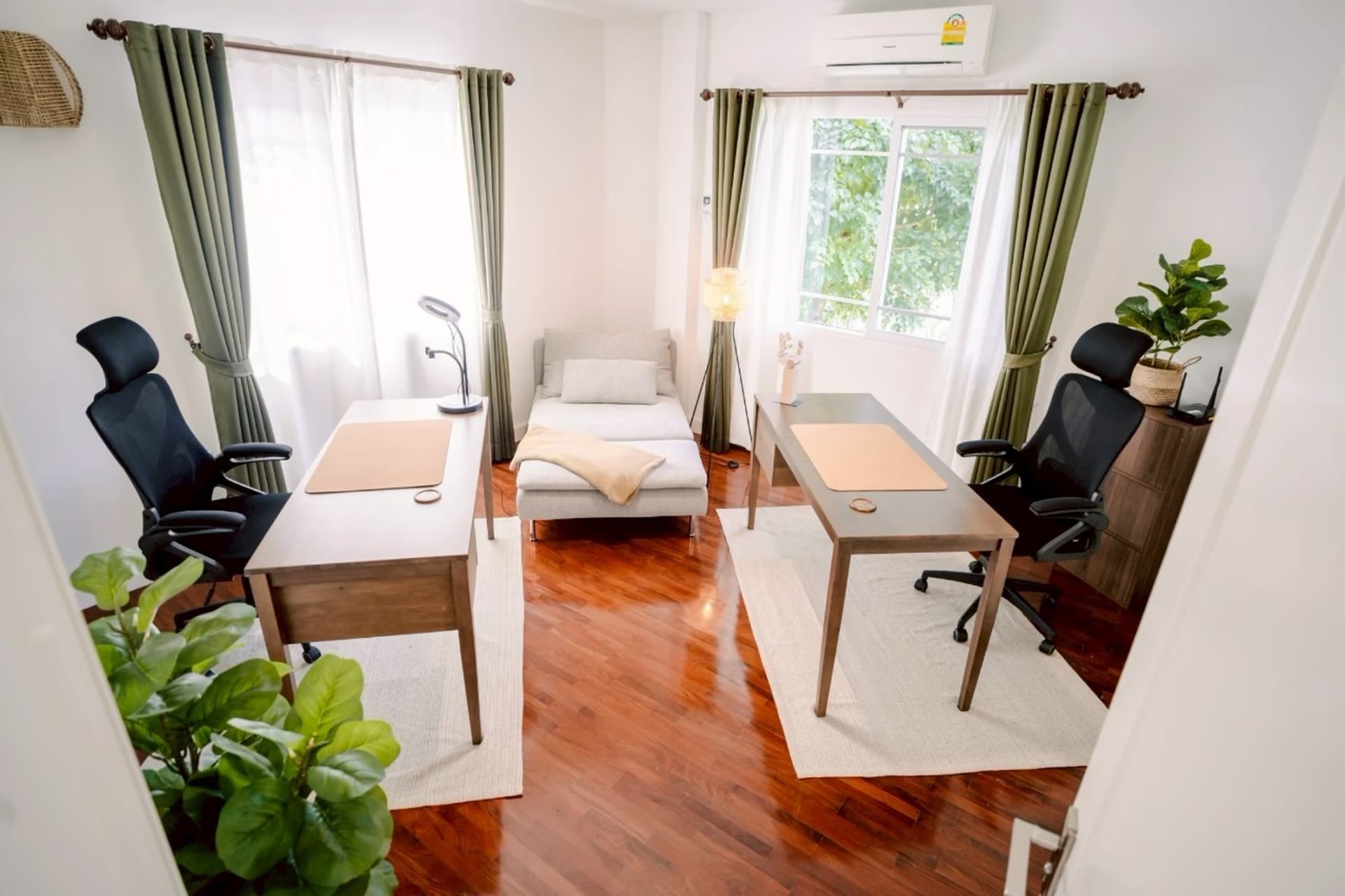 3 Bed House for Rent in San Kamphaeng - Image 9
