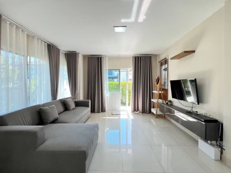 3 Bed House for Rent in San Kamphaeng