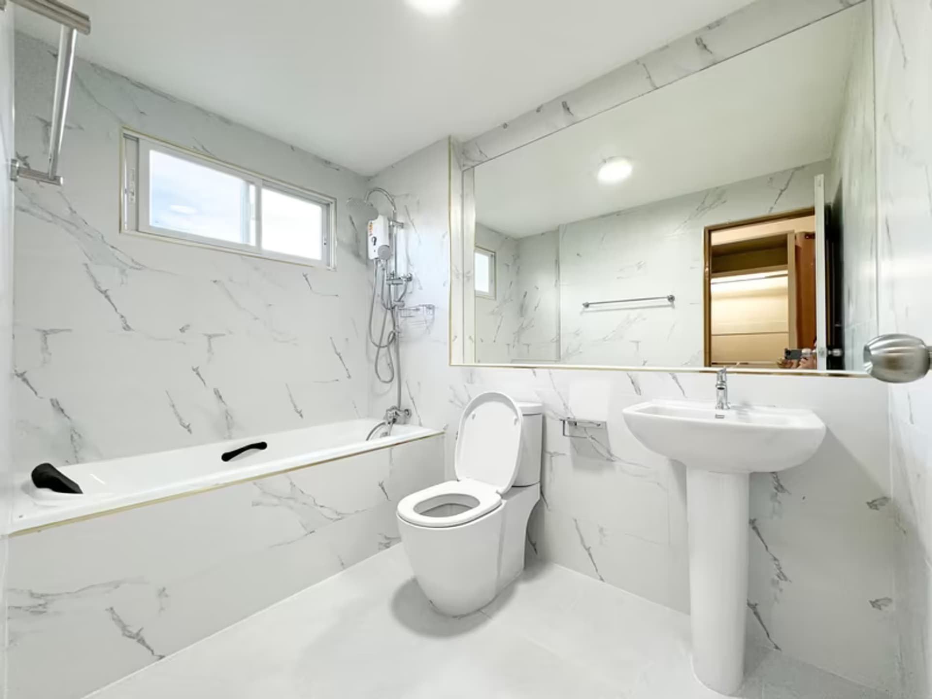 3 Bedroom House - Image 3