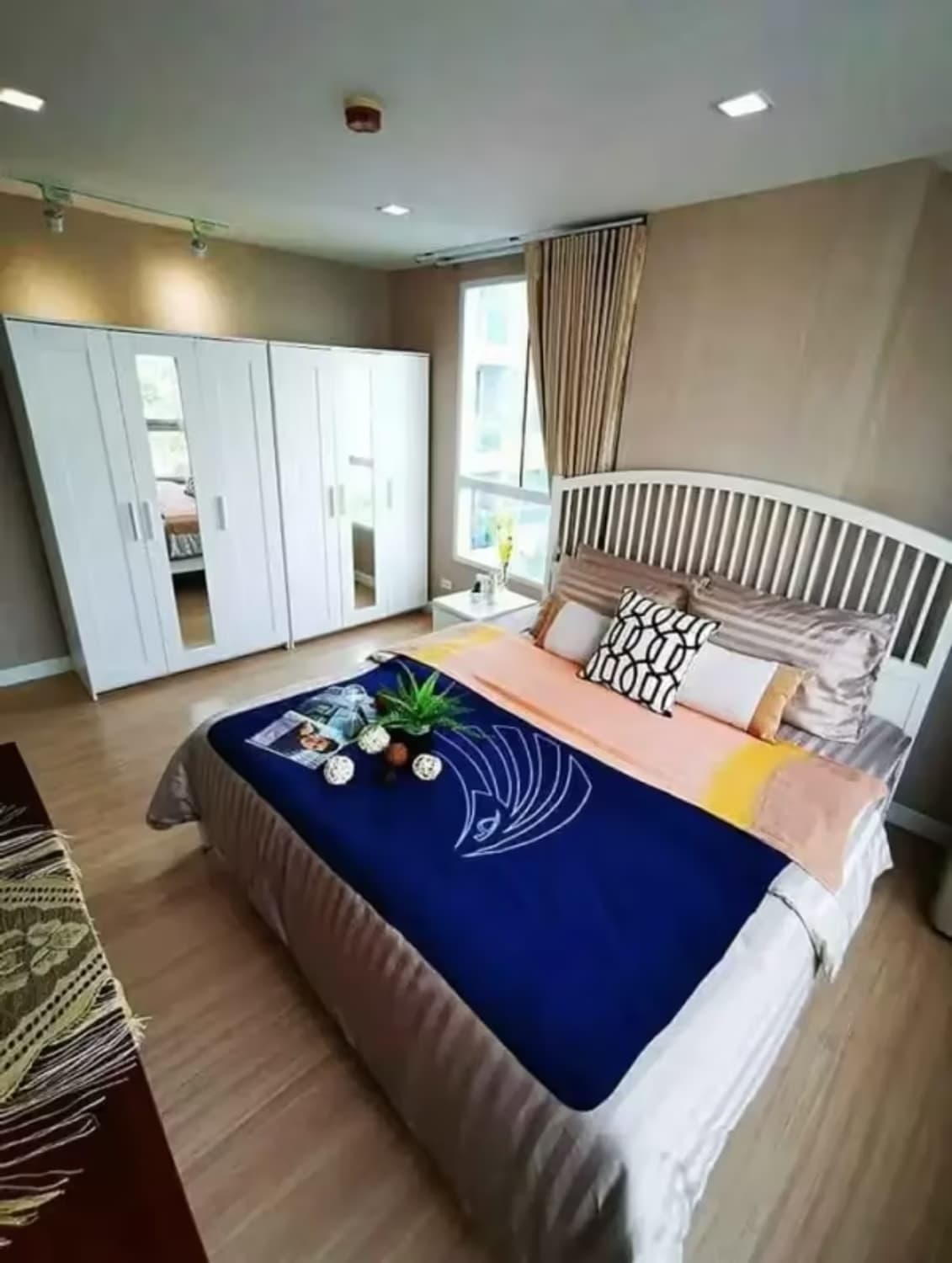 2 Bedroom Condo - Image 15