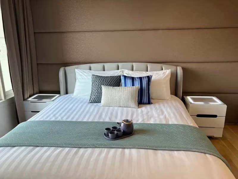 1 Bedroom Condo