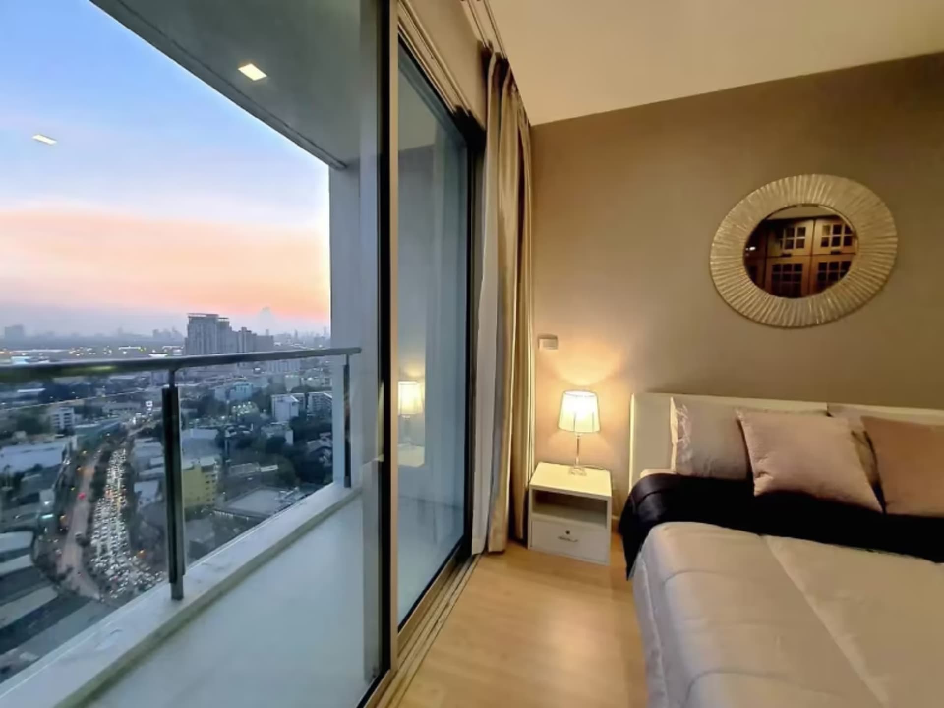  - Image 3
