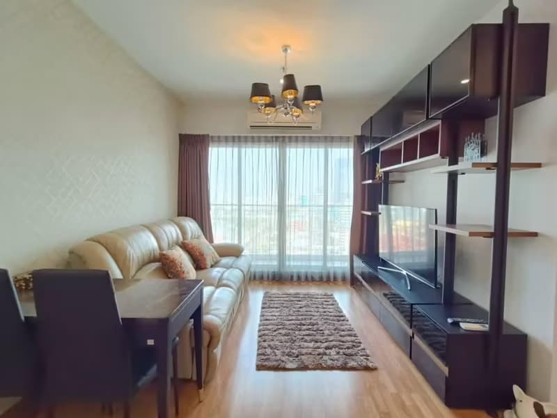 The Parkland Grand Asok-Phetchaburi