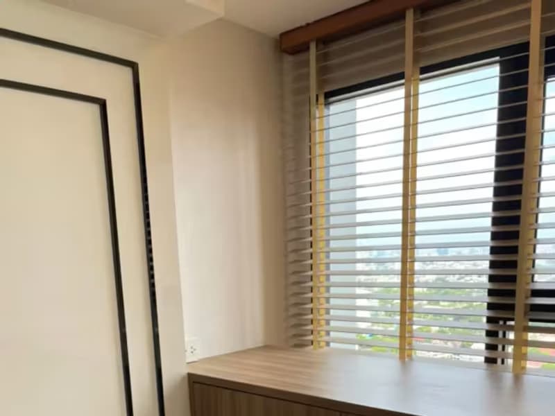 1 Bedroom Condo