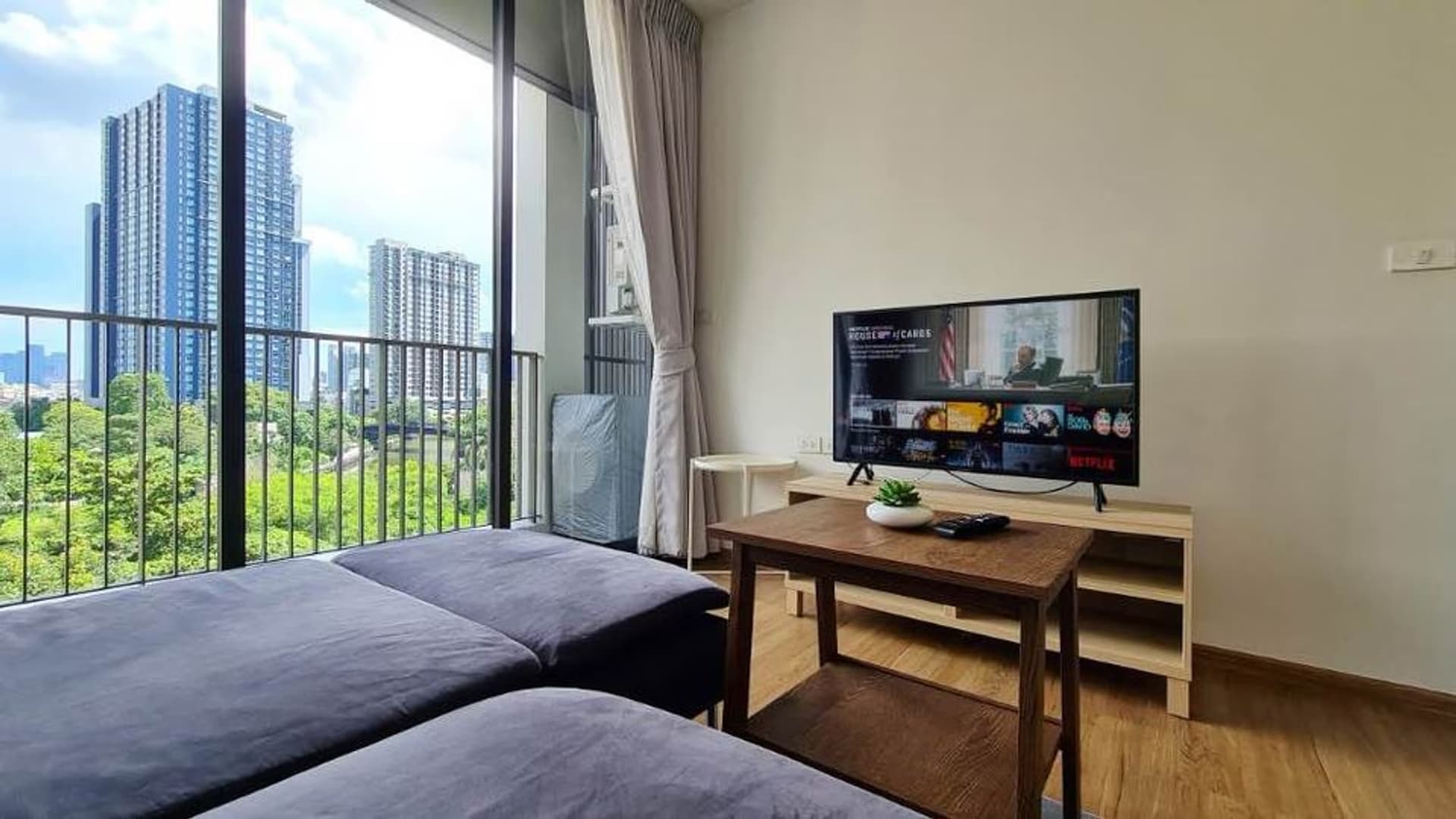 1 Bed Condo for Sale  Near On Nut BTS - Image 1