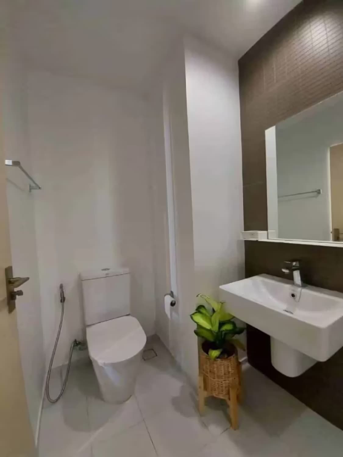 1 Bedroom Condo - Image 13