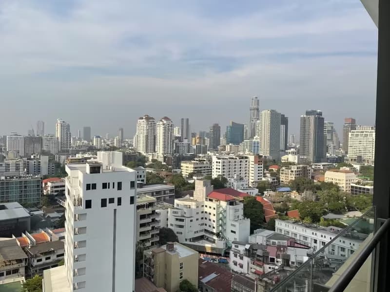 1 Bedroom Condo