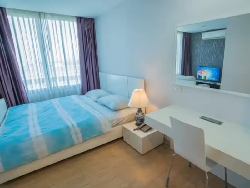 1 Bedroom Condo