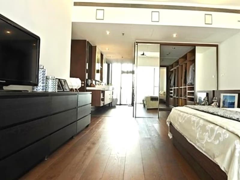 3 Bed Condo for Sale in Sathon