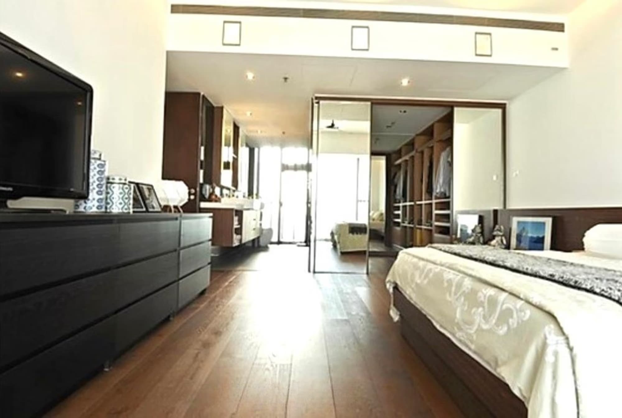 3 ห้องนอน คอนโด สำหรับ ขาย ใน Sathon - Image 6