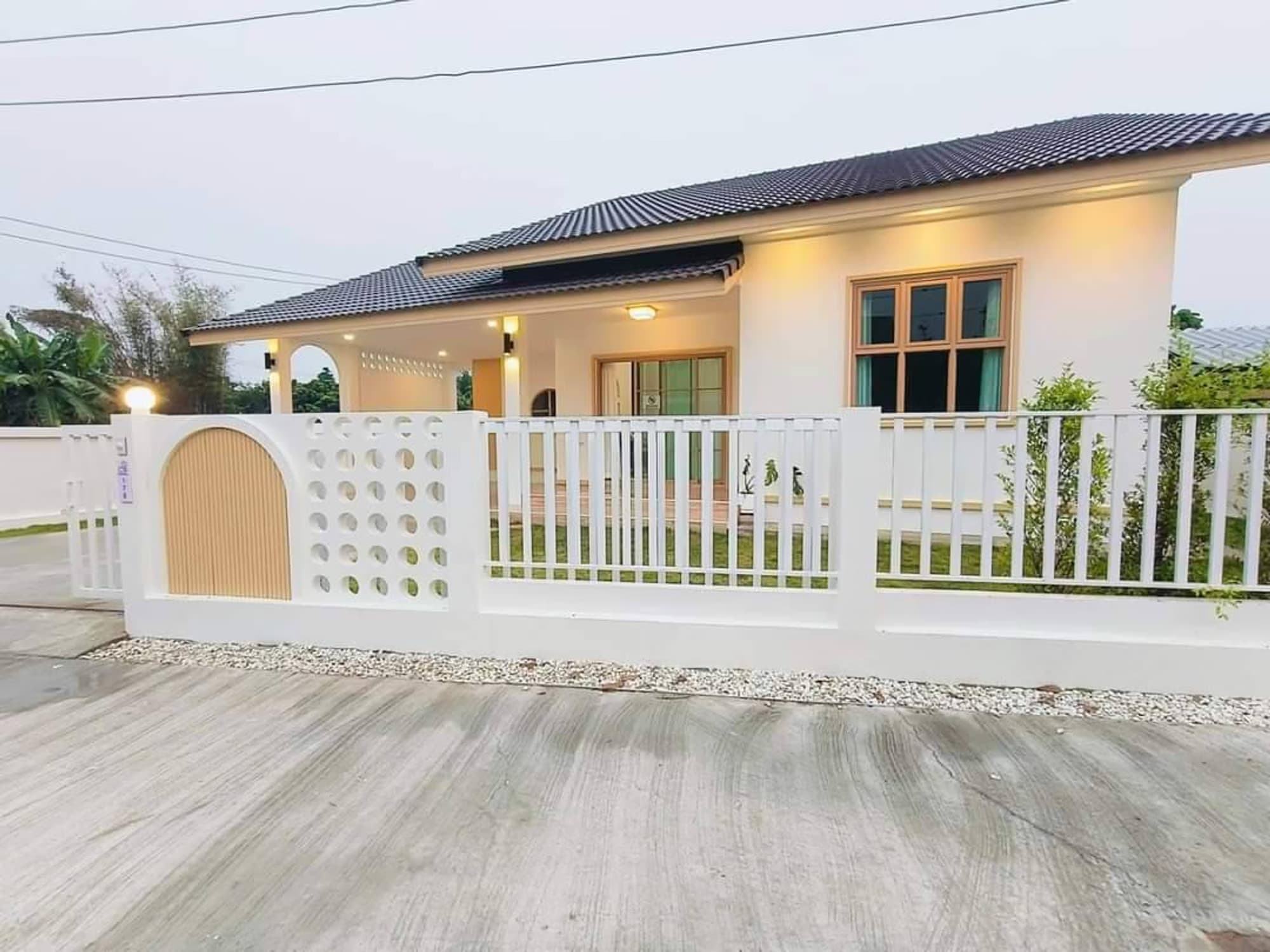 3 Bed House for Sale in Saraphi - Image 1