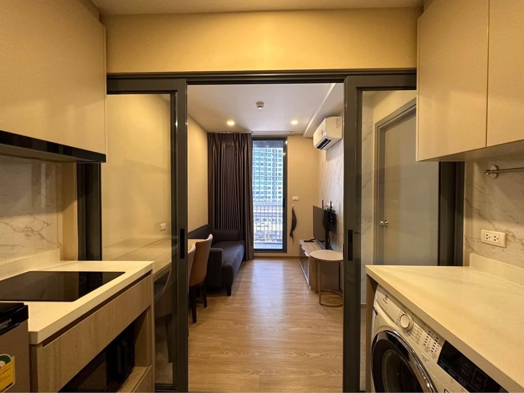 1 Bedroom Condo - Image 1