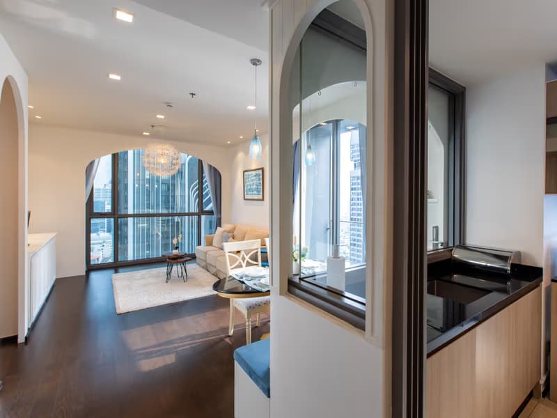 2 Bedroom Condo For Sale in Ratchathevi