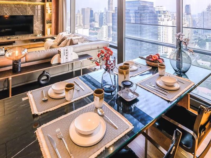 2 Bed Condo for Rent and Sale  Near Makkasan ARL