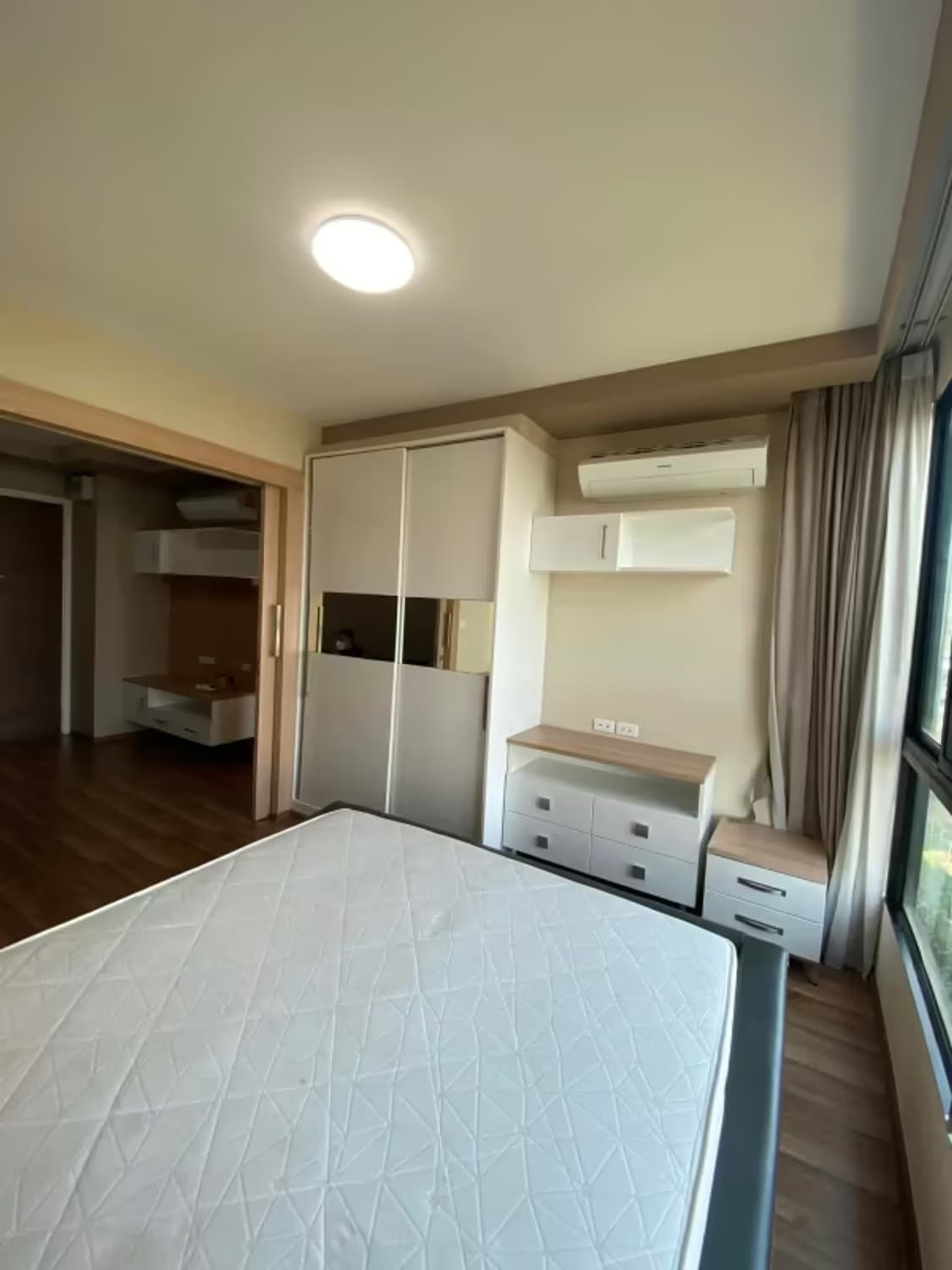 1 Bedroom Condo - Image 6