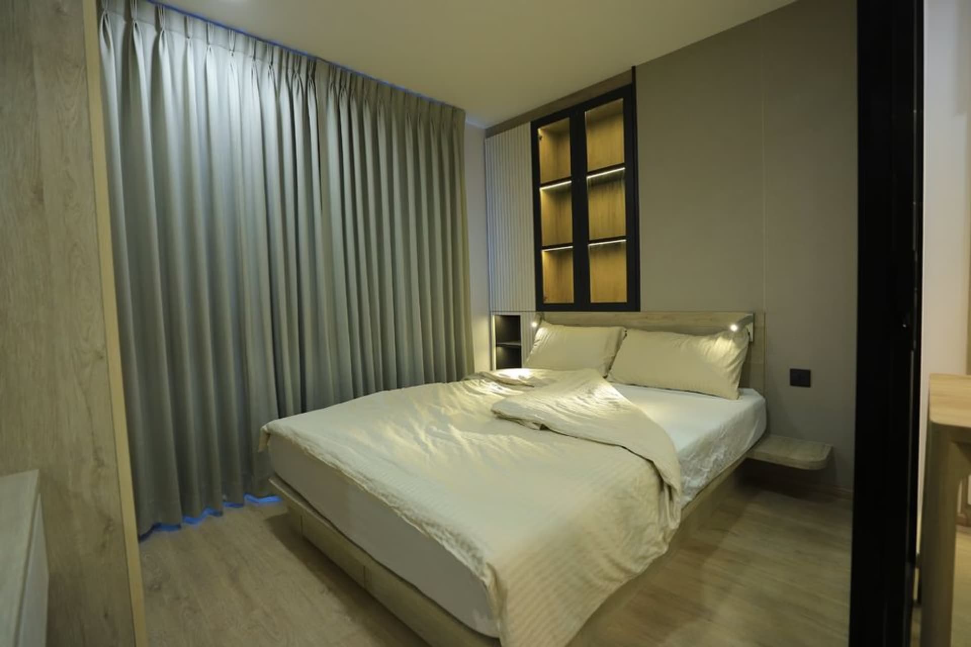  - Image 7