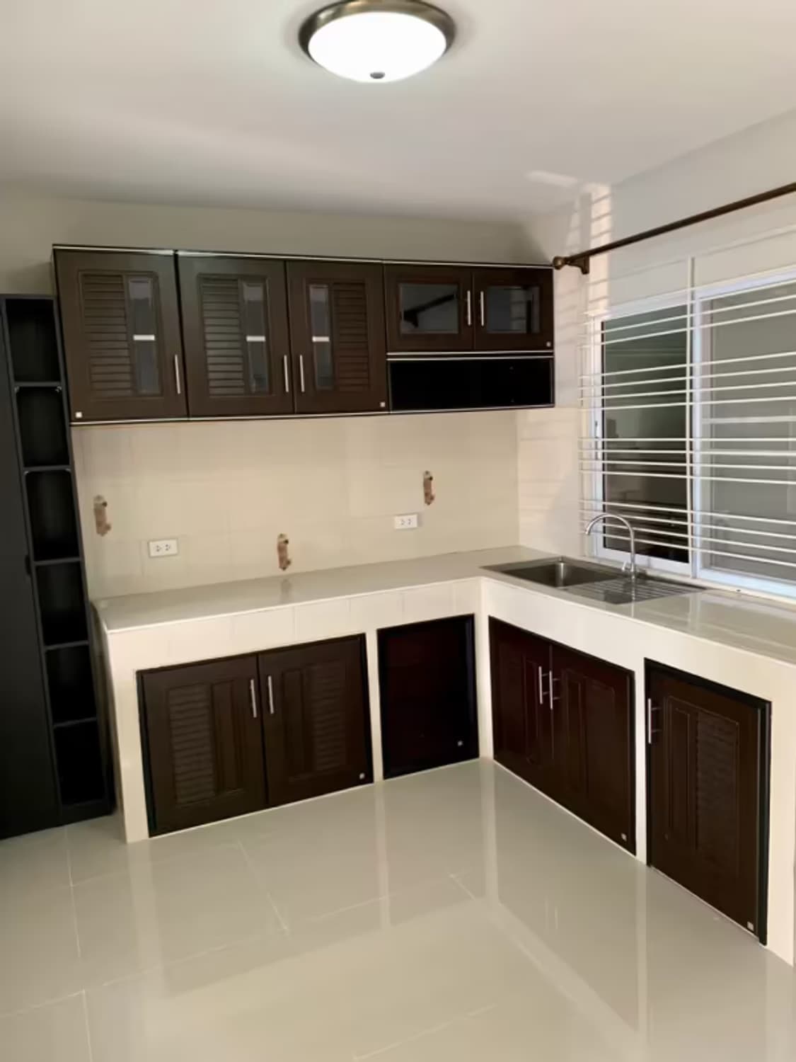3 Bedroom House - Image 5