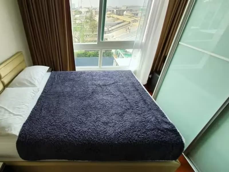 1 Bedroom Condo