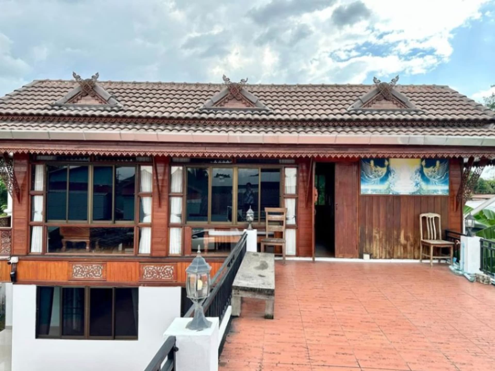 6 Bedroom House for rent in Chiang Mai - Image 2