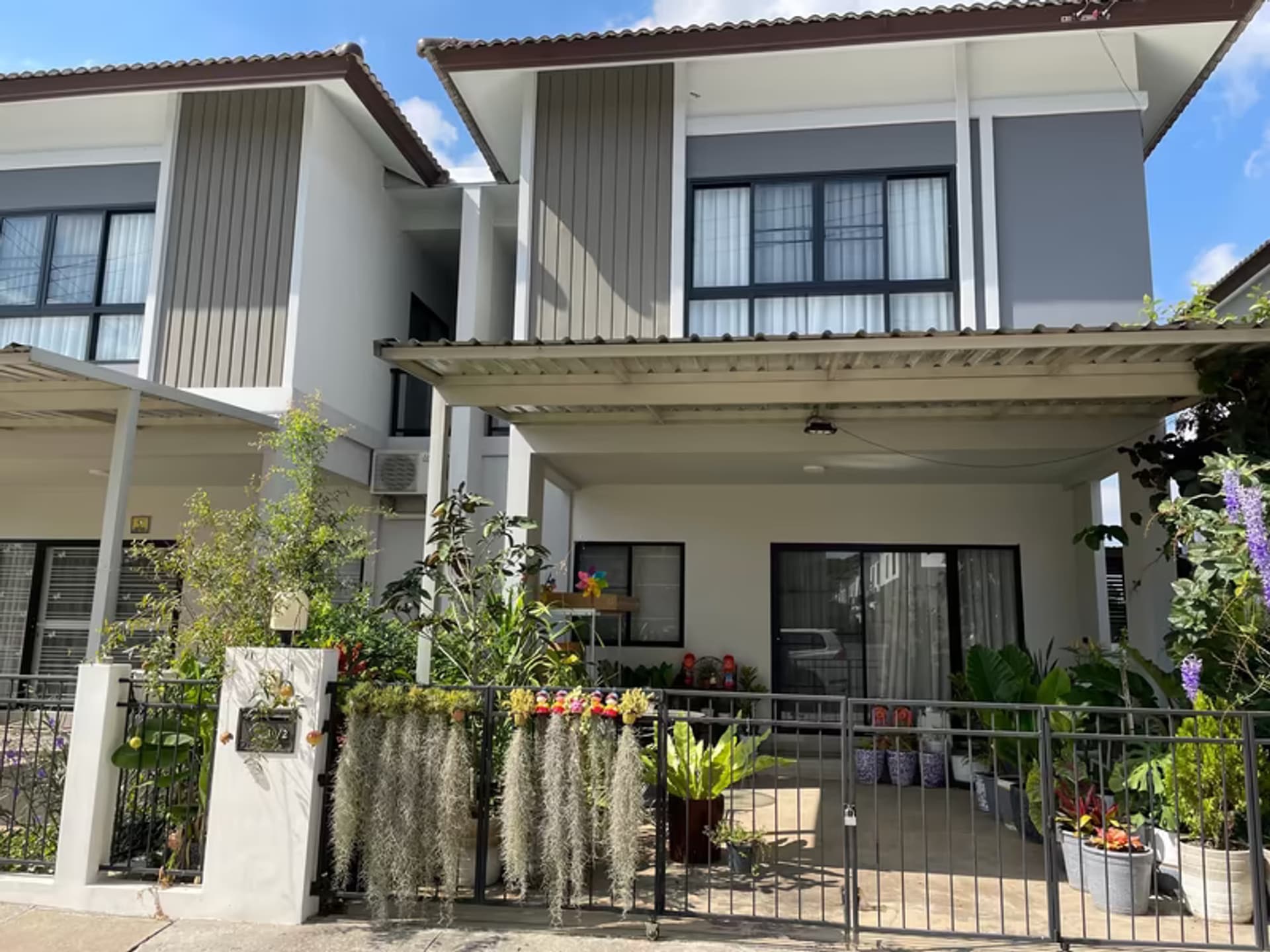 4 Bedroom House - Image 9