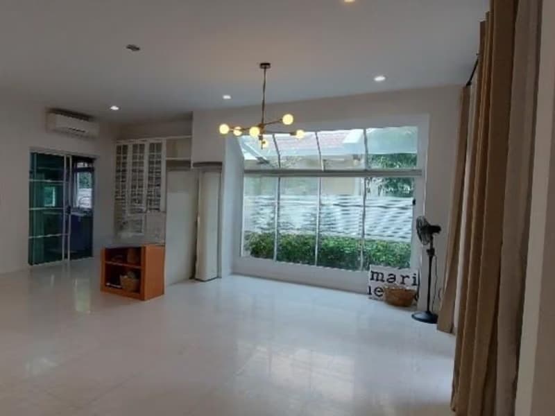 3 Bed Condo for Sale in Prawet