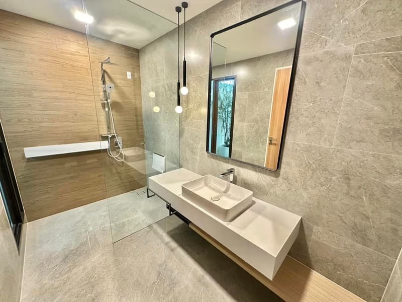 4 Bed House for Rent in undefined