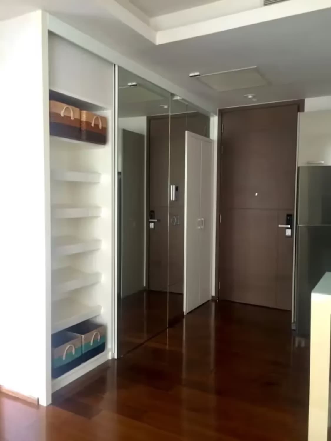 1 Bedroom Condo - Image 8