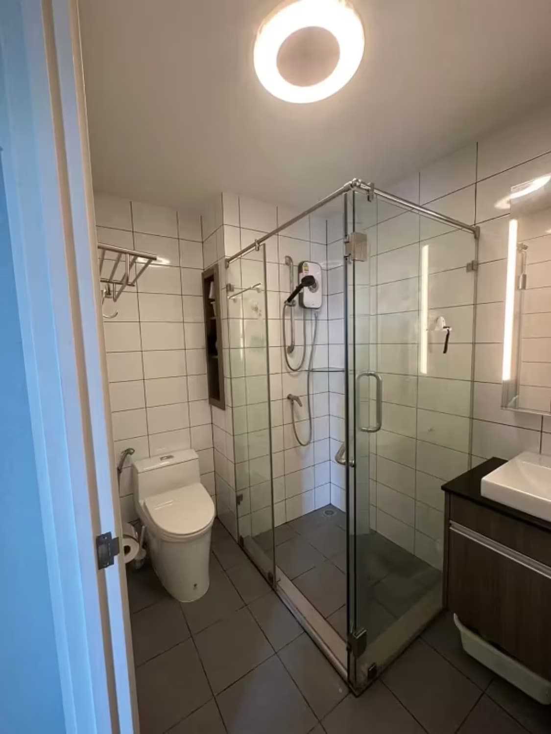 1 Bedroom Condo - Image 9