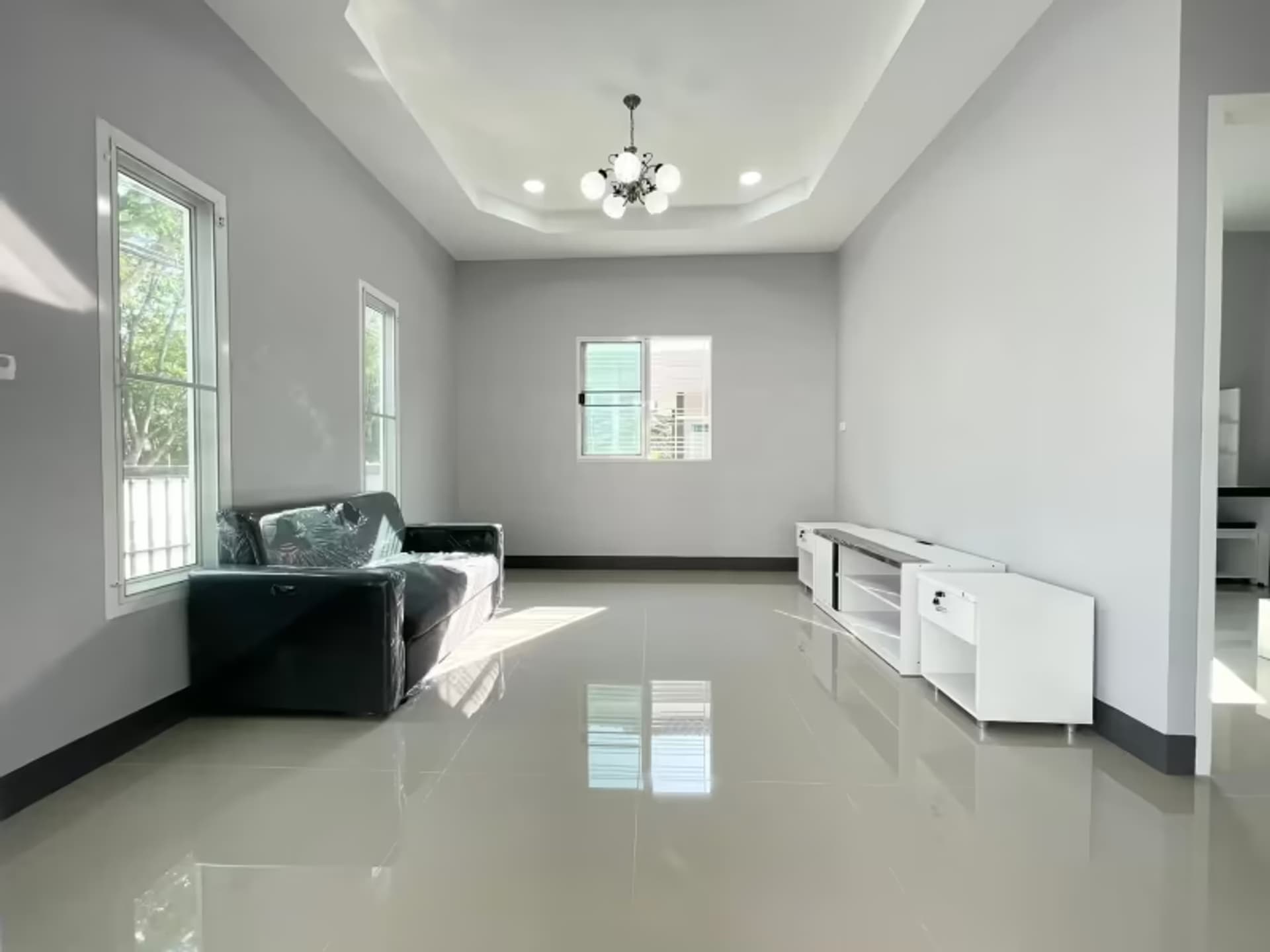 3 Bedroom House - Image 5