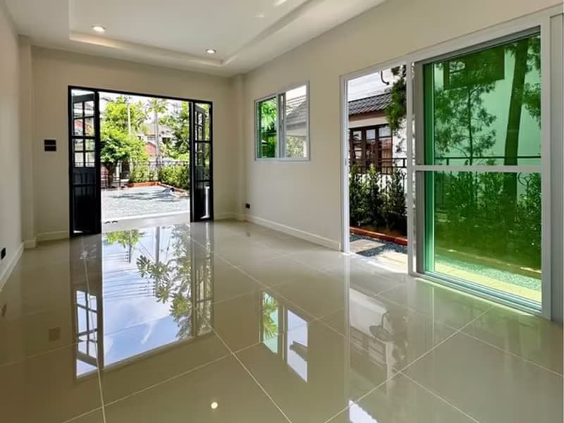 House for Sale in Nong Chom, San Sai.
