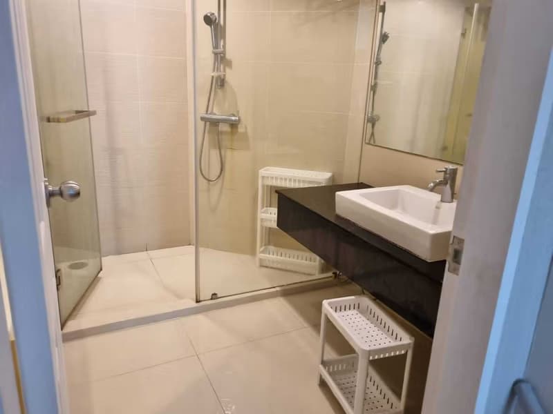 2 Bed Condo for Rent and Sale  Near Phra Ram 9 MRT
