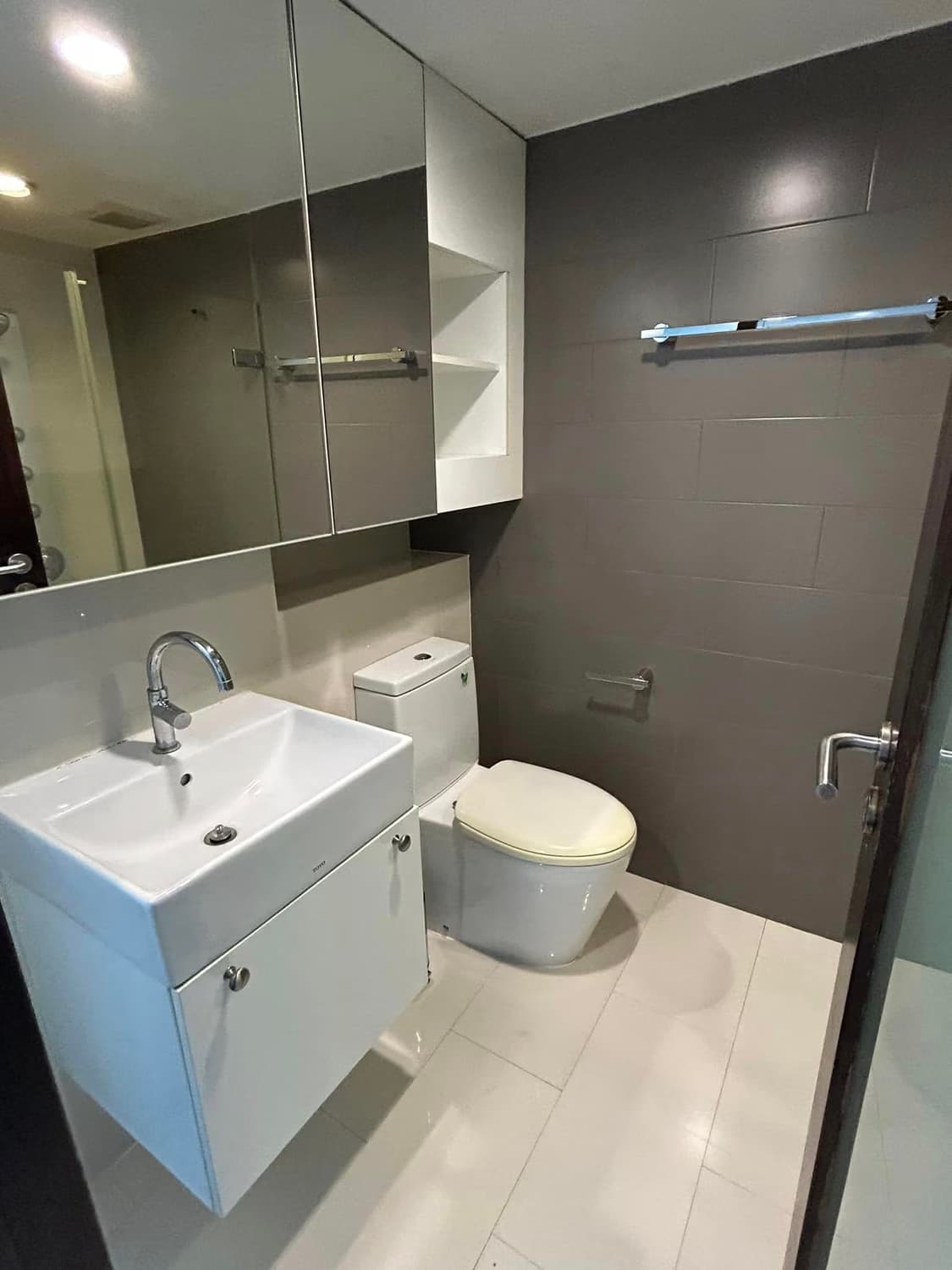 1 Bed Condo for Rent  Near Thong Lo BTS - Image 10
